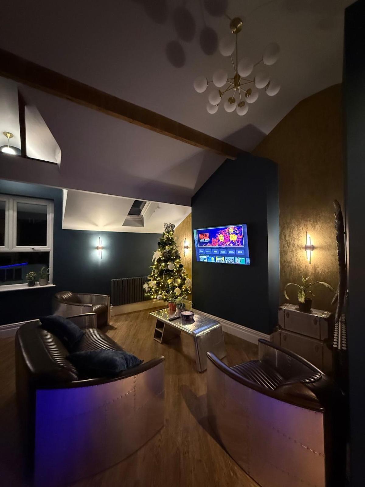 The Loft At One Luxury Penthouse Apartman Wigan Kültér fotó